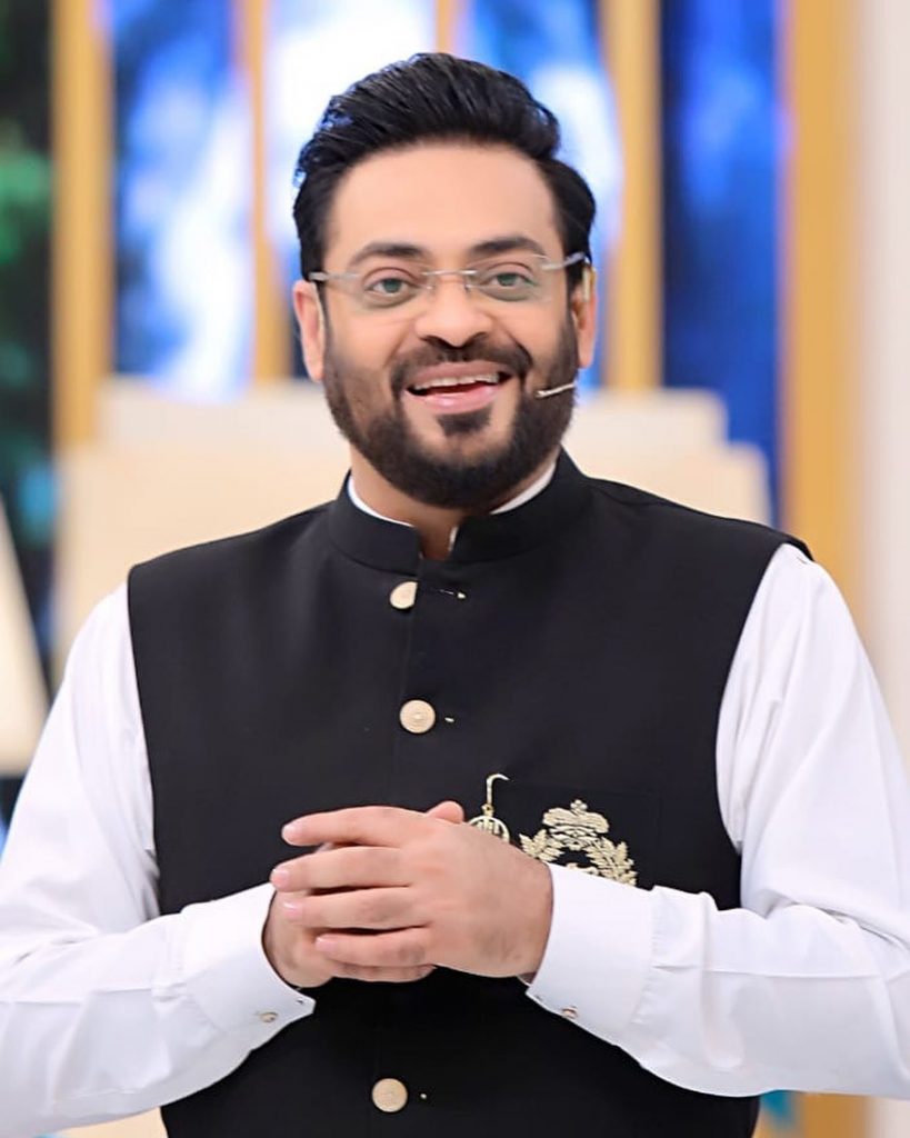 Aamir Liaquat Hussain Fired From Express Entertainment TV | Reviewit.pk