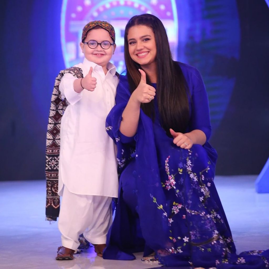 The Adorable Duo Asad Siddiqui And Zara Noor Abbas At The Set Of JPL