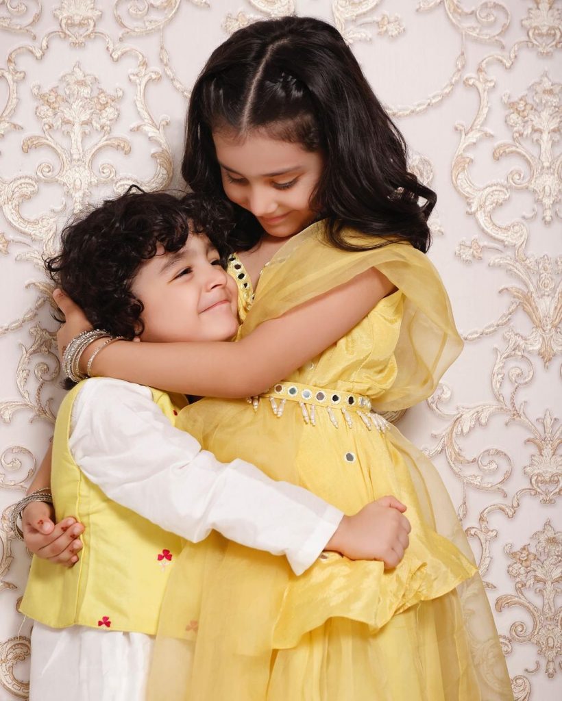 Ayeza Khan And Danish Taimoor With Kids- Aborable Eid Pictures