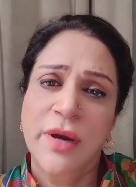 Bushra Ansari's First Statement After The Death Of Her Sister