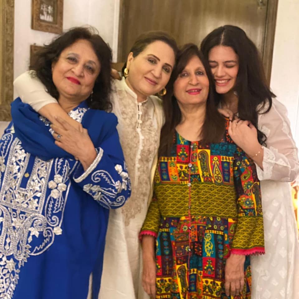 Bushra Ansari's First Statement After The Death Of Her Sister