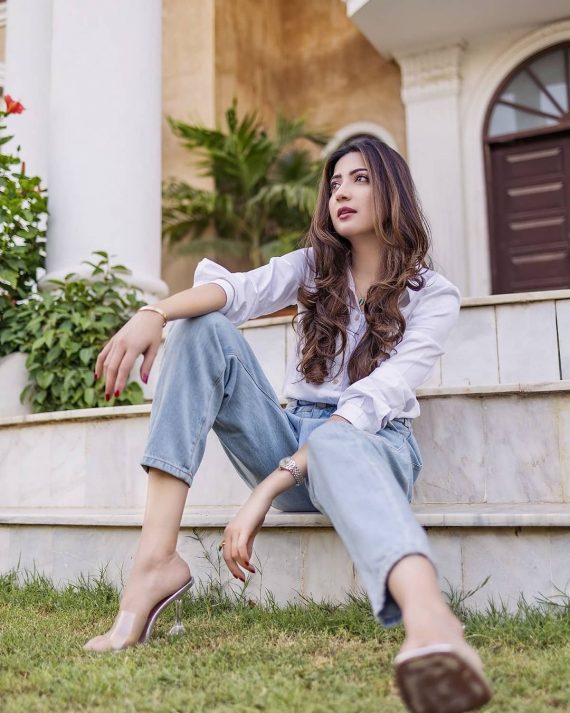 Drama Serial Chupke Chupke Cast Photoshoot | Reviewit.pk