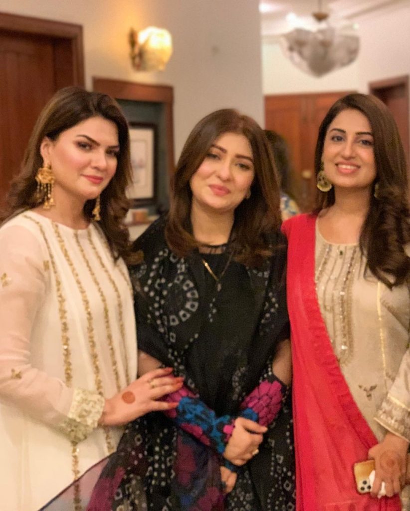 Farah Iqrar Beautiful Pictures From Her Friend's Dholak