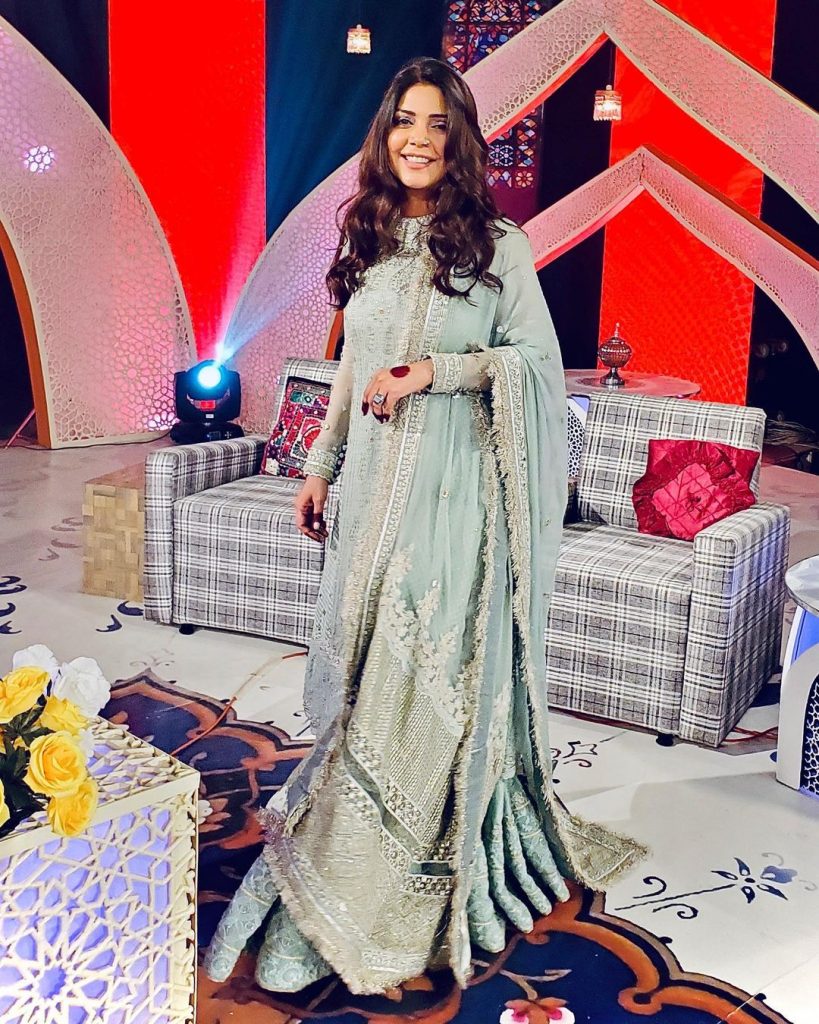 Bewitching Pictures Of Pakistani Celebrities From Eid-ul-Fitar Day 1