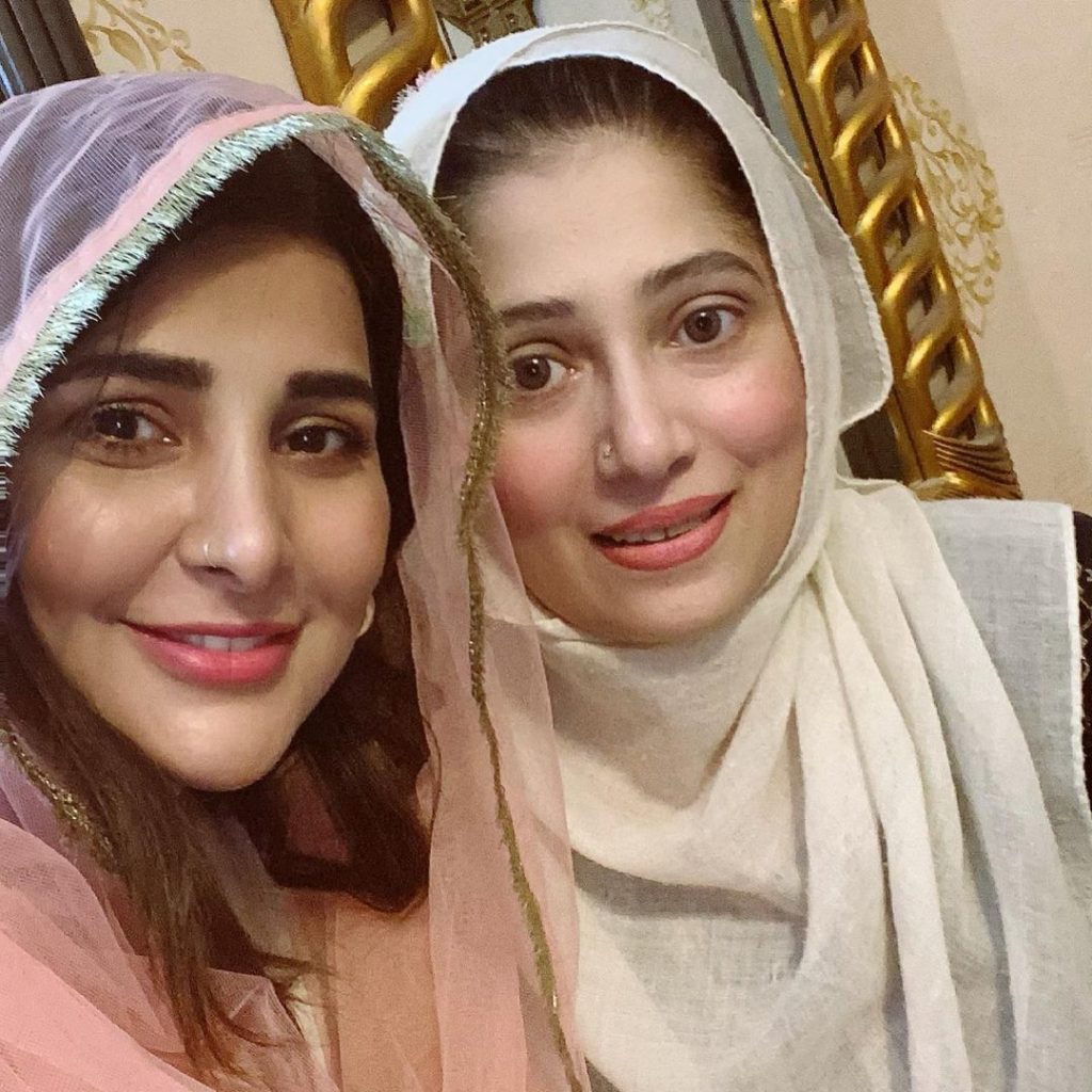 Areeba Habib Pictures From Aftaar Dinner Hosted by Umer Shareef