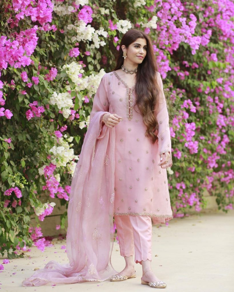 Bewitching Pictures Of Pakistani Celebrities From Eid-ul-Fitar Day 1