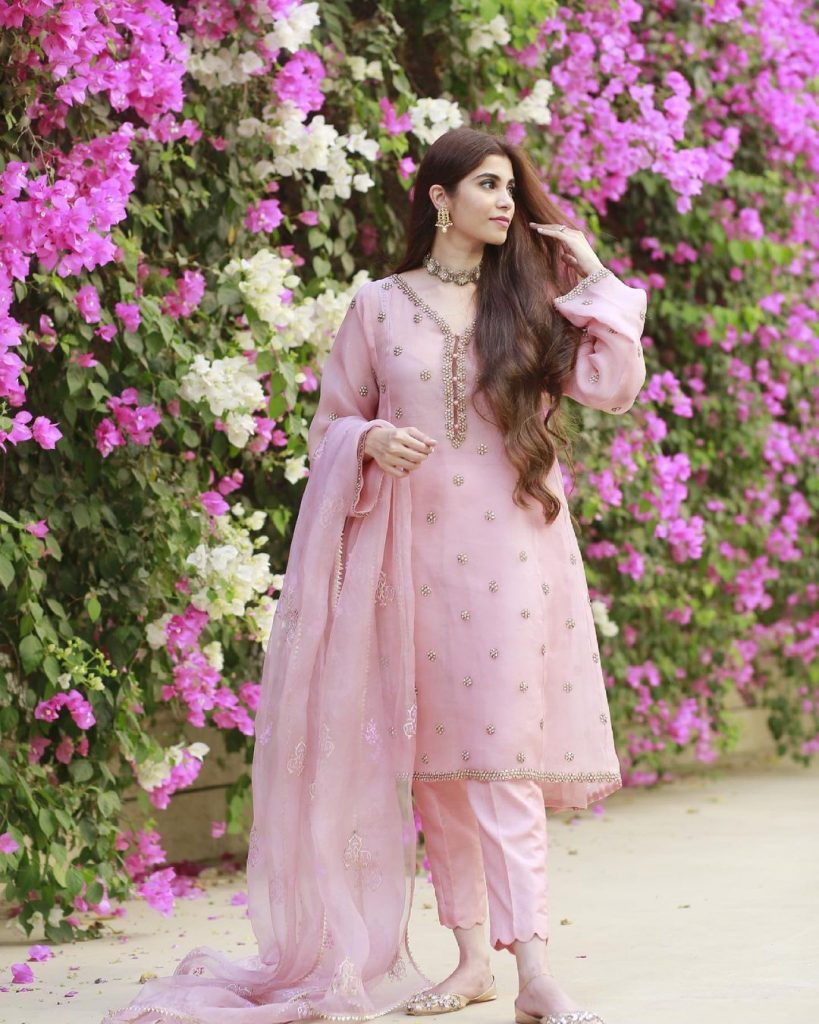 Bewitching Pictures Of Pakistani Celebrities From Eid-ul-Fitar Day 1