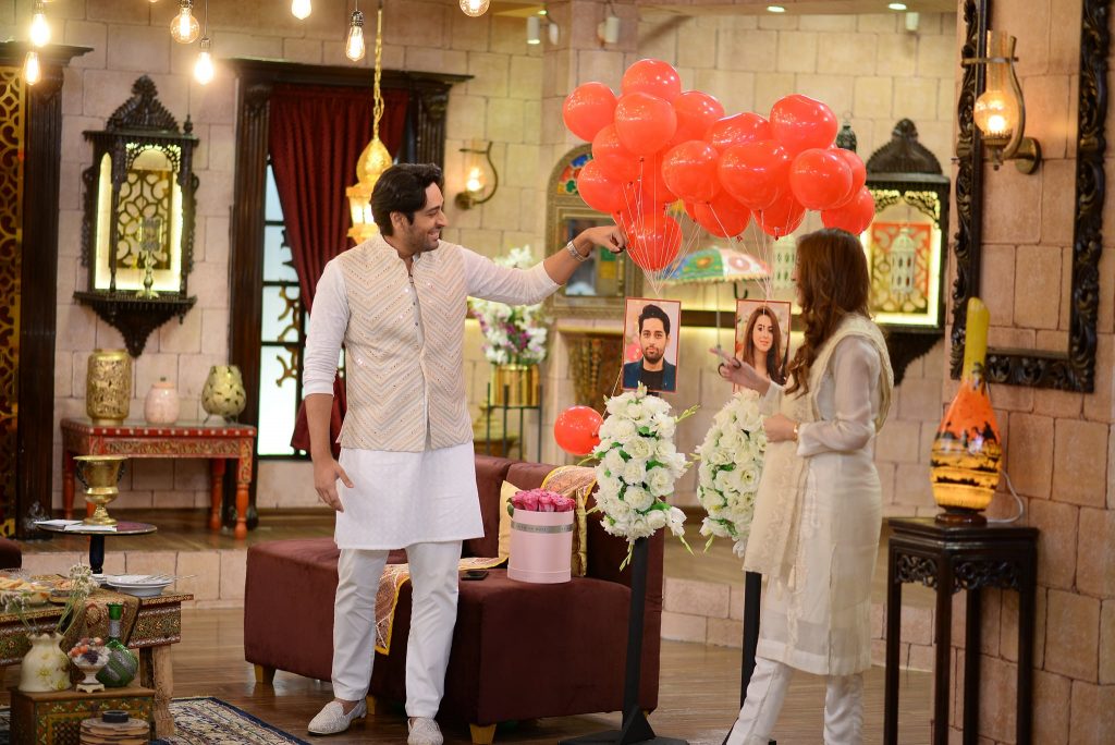 Salman Saeed With His Wife Aleena At The Set Of Shan-e-Suhoor