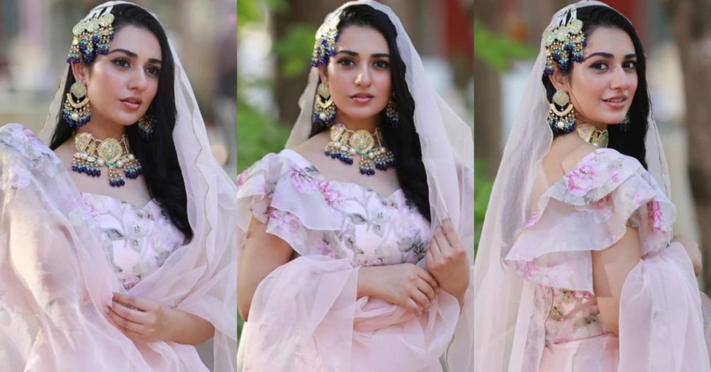 Sarah Khan's Beautiful Bridal Look For Upcoming Drama Laapata