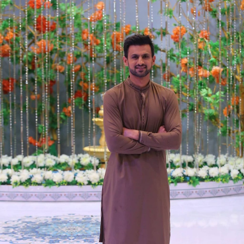 Shoaib Malik Reciting Beautiful Naat On The Set Of Shan-e-Ramazan