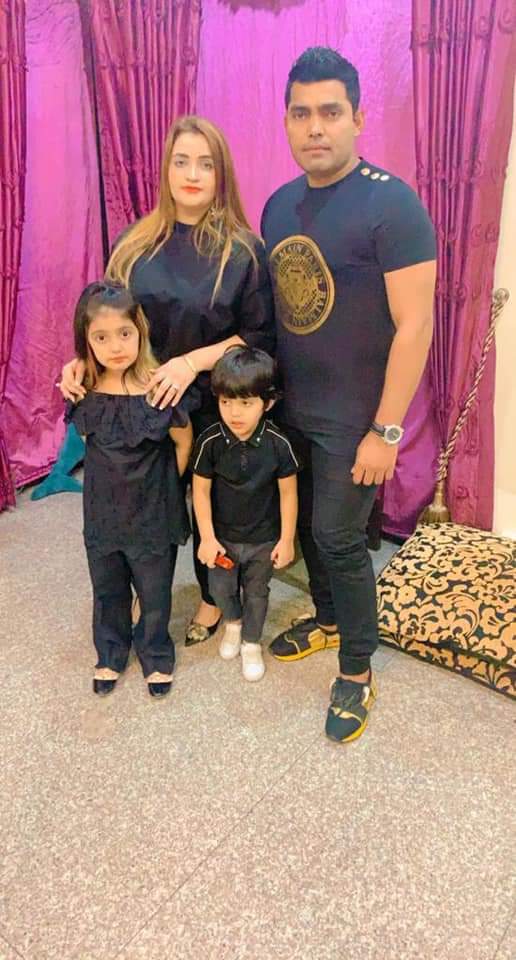 Umar Akmal Family Pictures