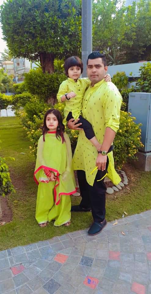 Umar Akmal Family Pictures