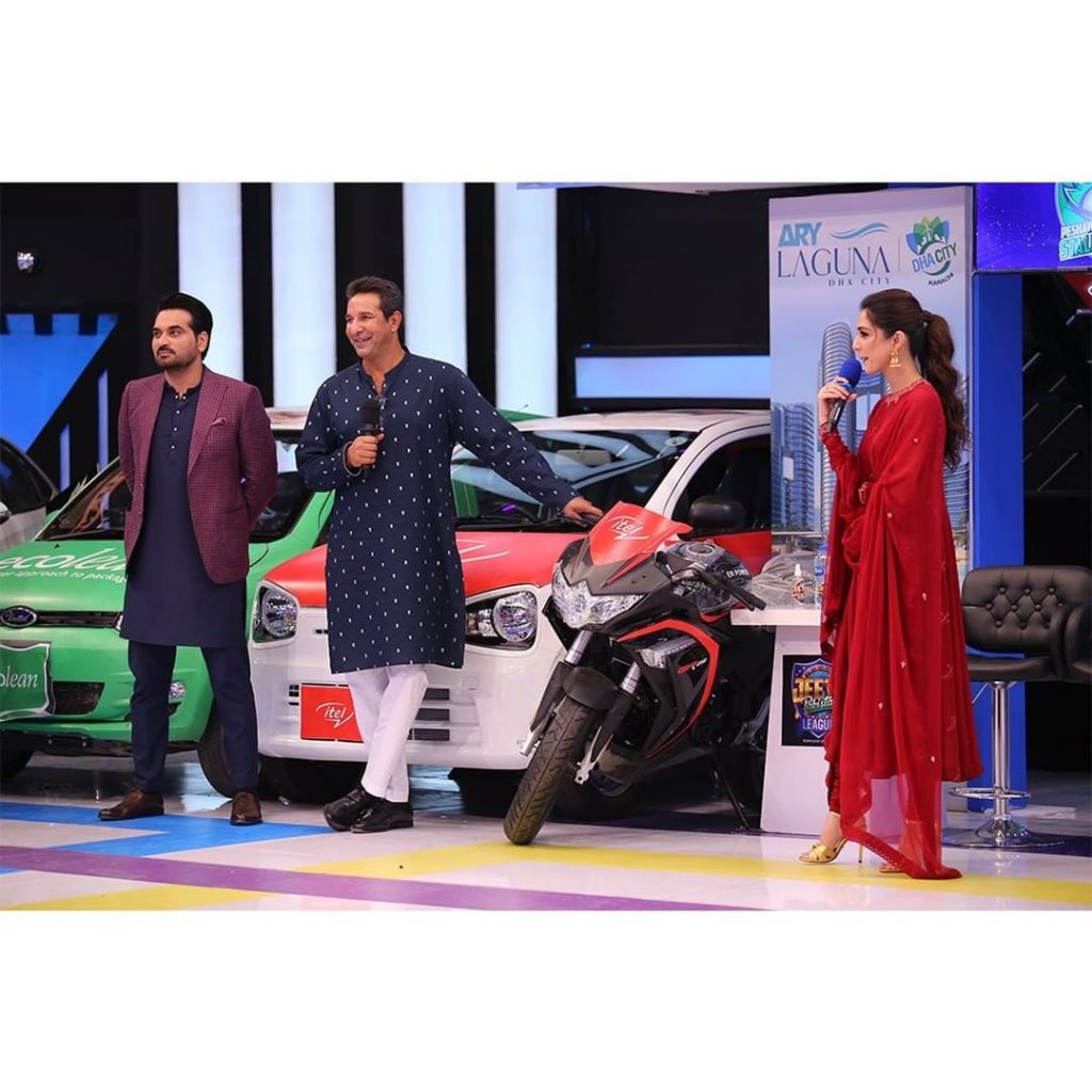 Wasim Akram And Maya Ali On The Set Of JPL