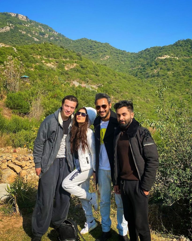 Ayesha Omar Shares Beautiful Pictures From Northern Areas