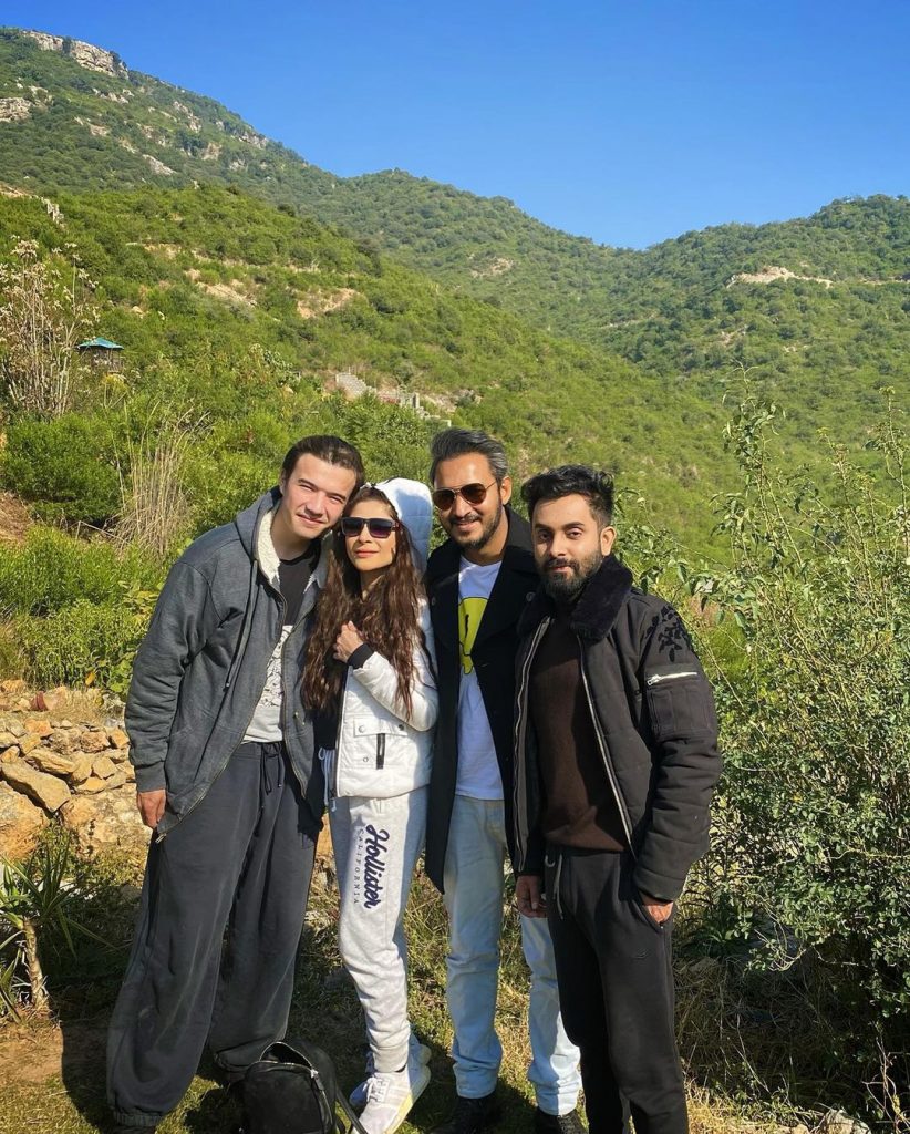 Ayesha Omar Shares Beautiful Pictures From Northern Areas