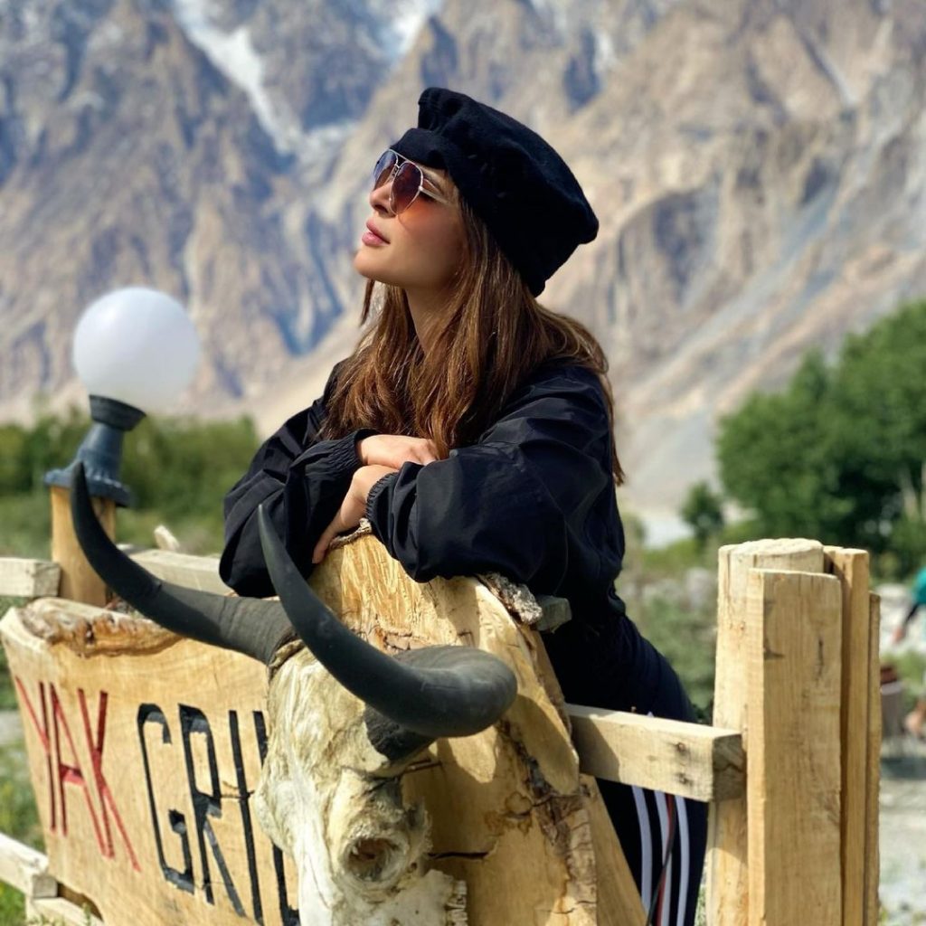 Ayesha Omar Pictures From Passu