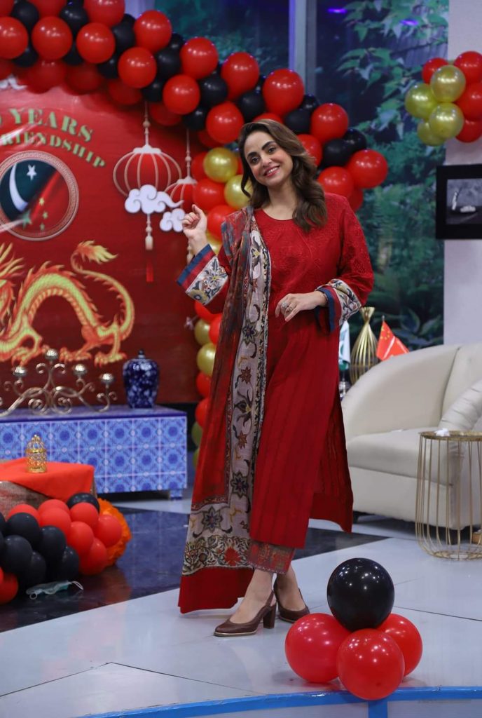 Nadia Khan's Hilarious Mimicry Of Meera In Recent Show