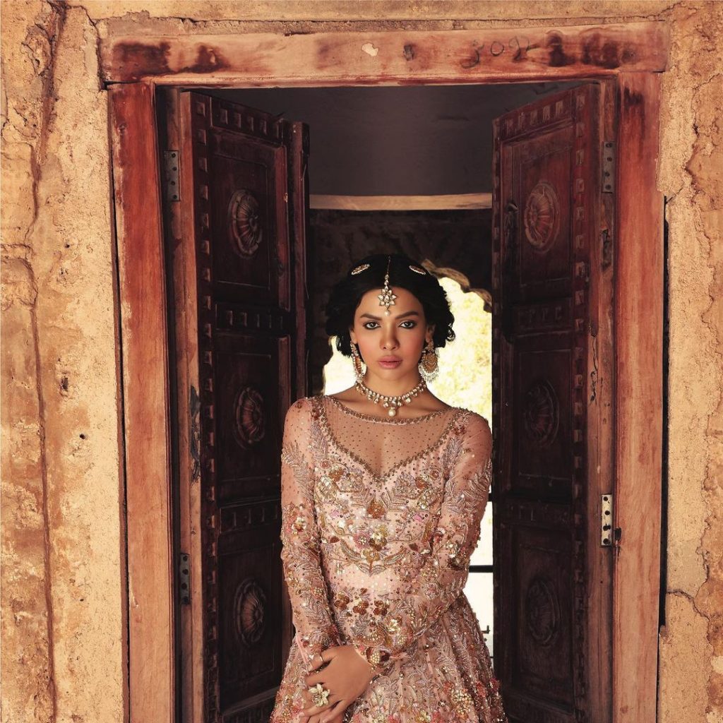 Sara Loren Stuns In Her Latest Bridal Shoot For Asma Aslam