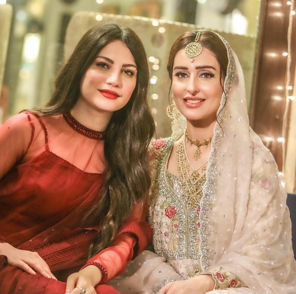 Sidra Niazi Beautiful Bridal Pictures From Drama Qayamat