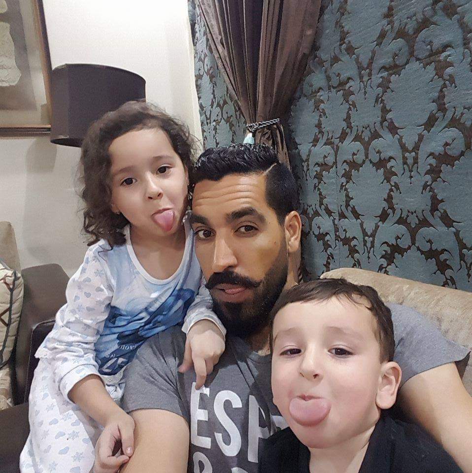 Umar Gul Adorable Pictures With His Kids