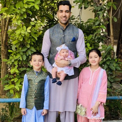 Umar Gul Adorable Pictures With His Kids