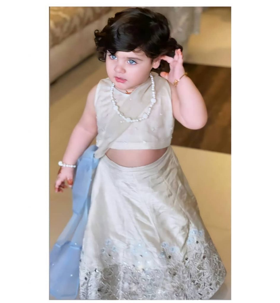 Amal Muneeb's Adorable Pictures From Minal Khan's Engagement