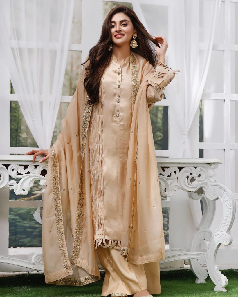 Anmol Baloch Stuns In Her Latest Fashion Shoot