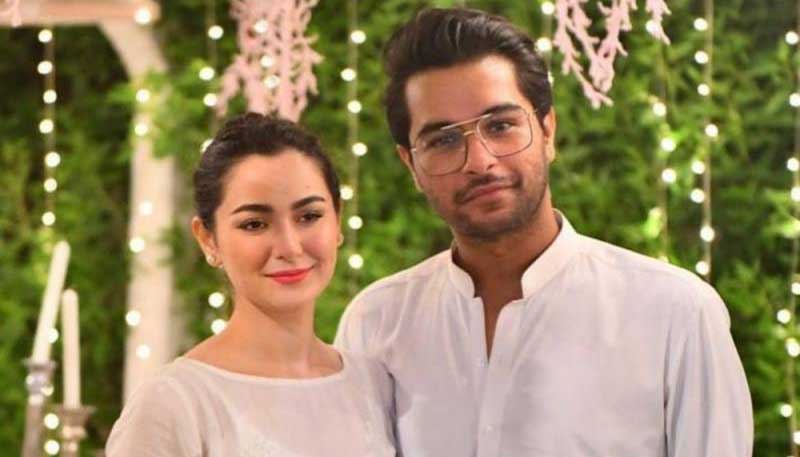 Hania Aamir Making Fun Of Asim Azhar On Insta Live