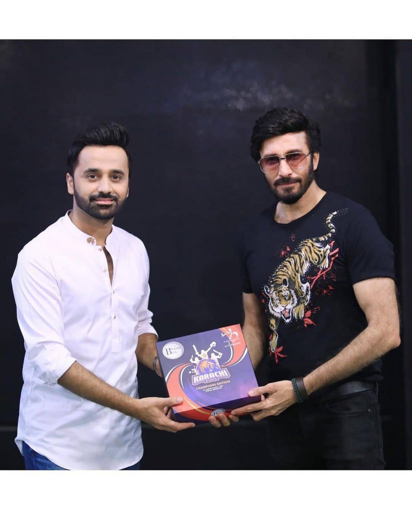 Faysal Quraishi And Aijaz Aslam At The Set Of "Har Lamha Purjosh"