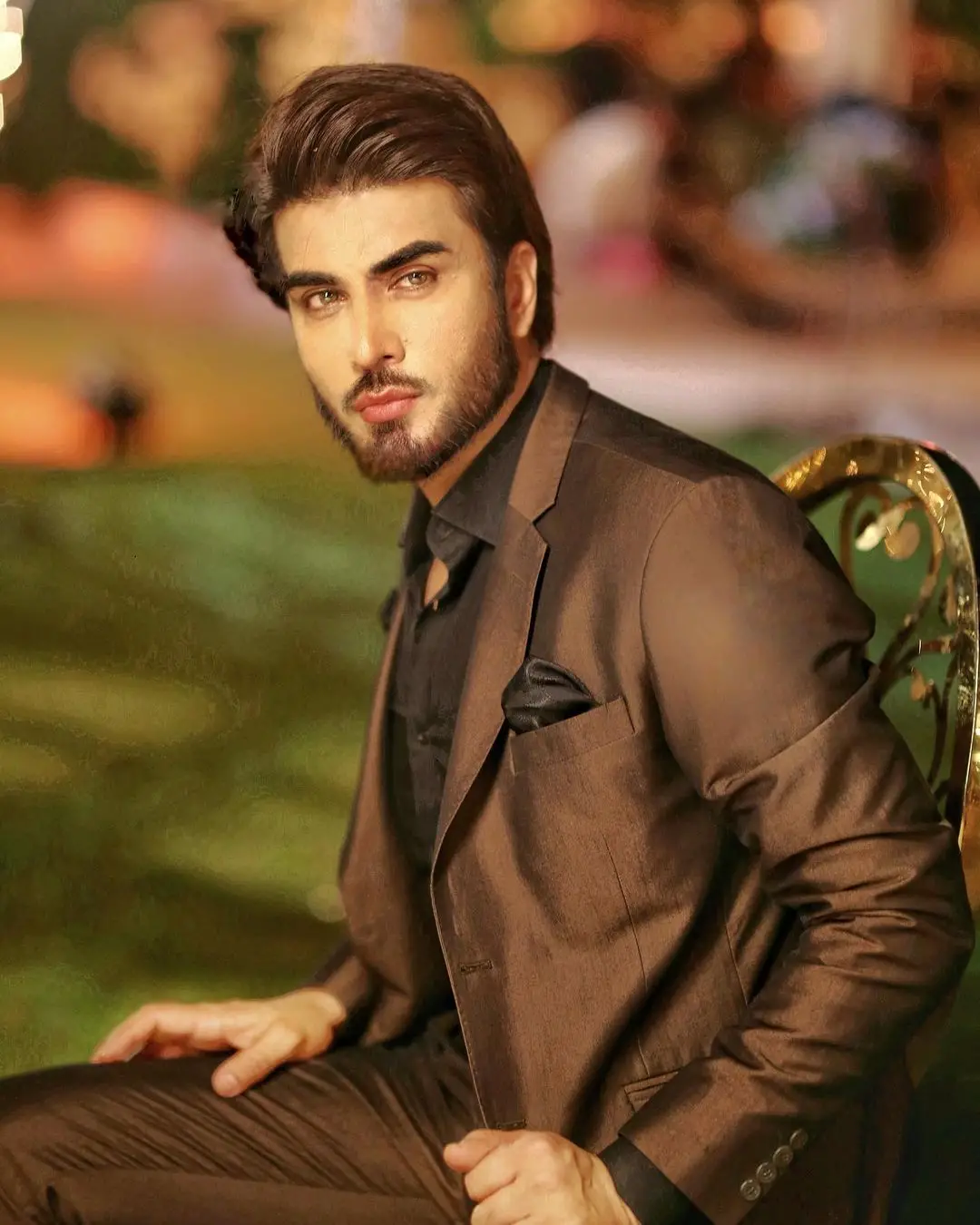 Imran Abbas Enjoying His Vacations In Northern Areas Of Pakistan ...