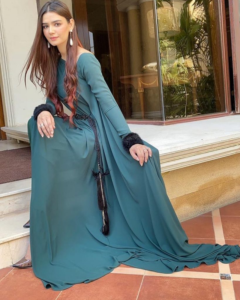 Kiran Haq Elegant Looks From Drama Fitoor - BTS Pictures