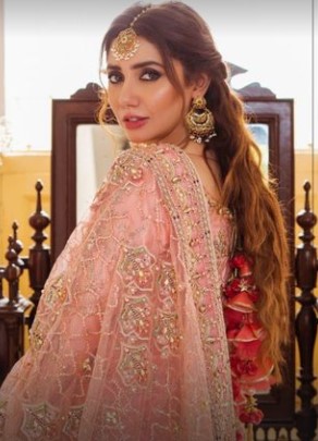 Mohsin Naveed Ranjha Bridal Collection Featuring Mahira Khan