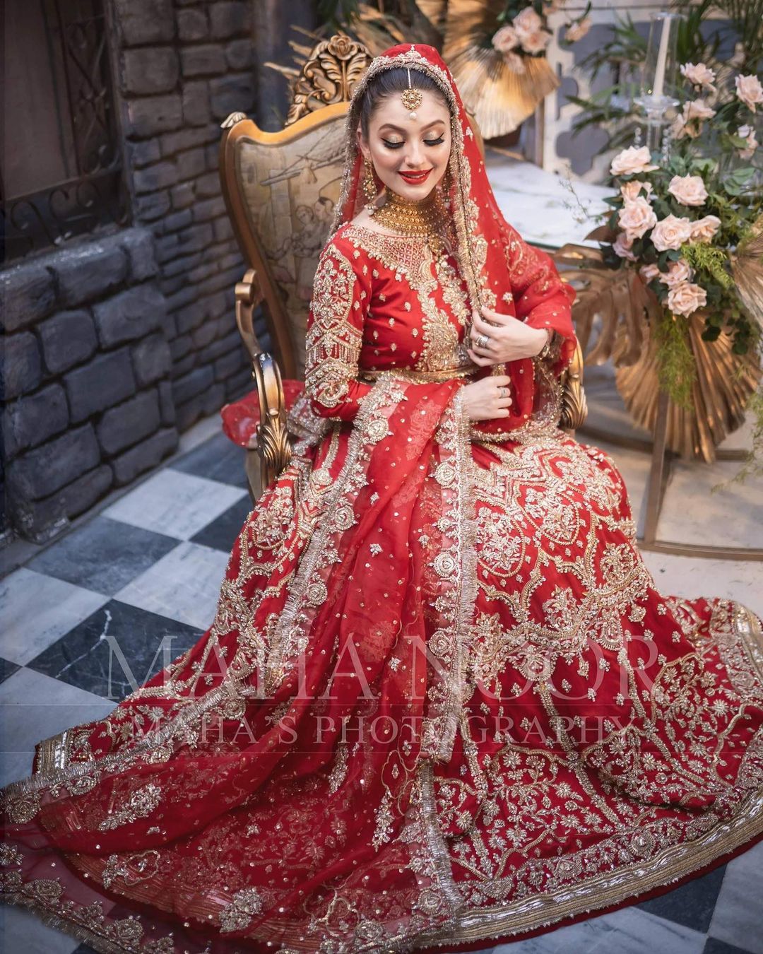 Neha Rajpoot Flaunts Elegance In A Tradition Bridal Look | Reviewit.pk