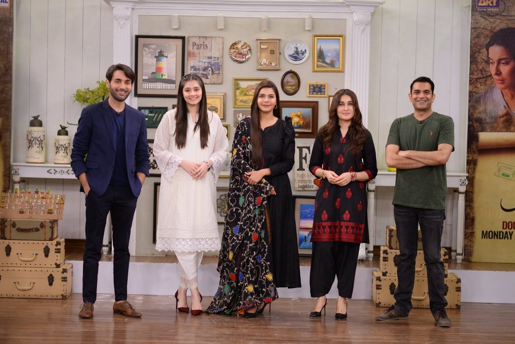 Cast Of Drama Serial "Pardes" In Good Morning Pakistan