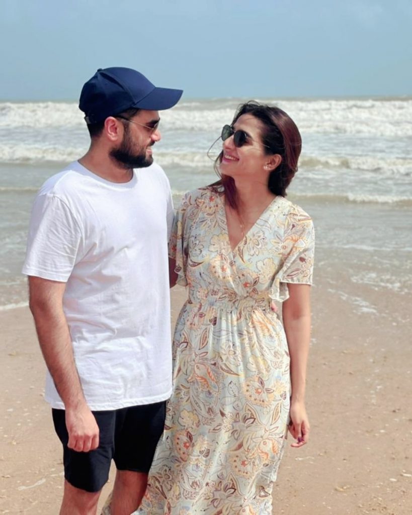 Rabab Hashim Spends A Relaxing Sunday With Her Husband At Beach