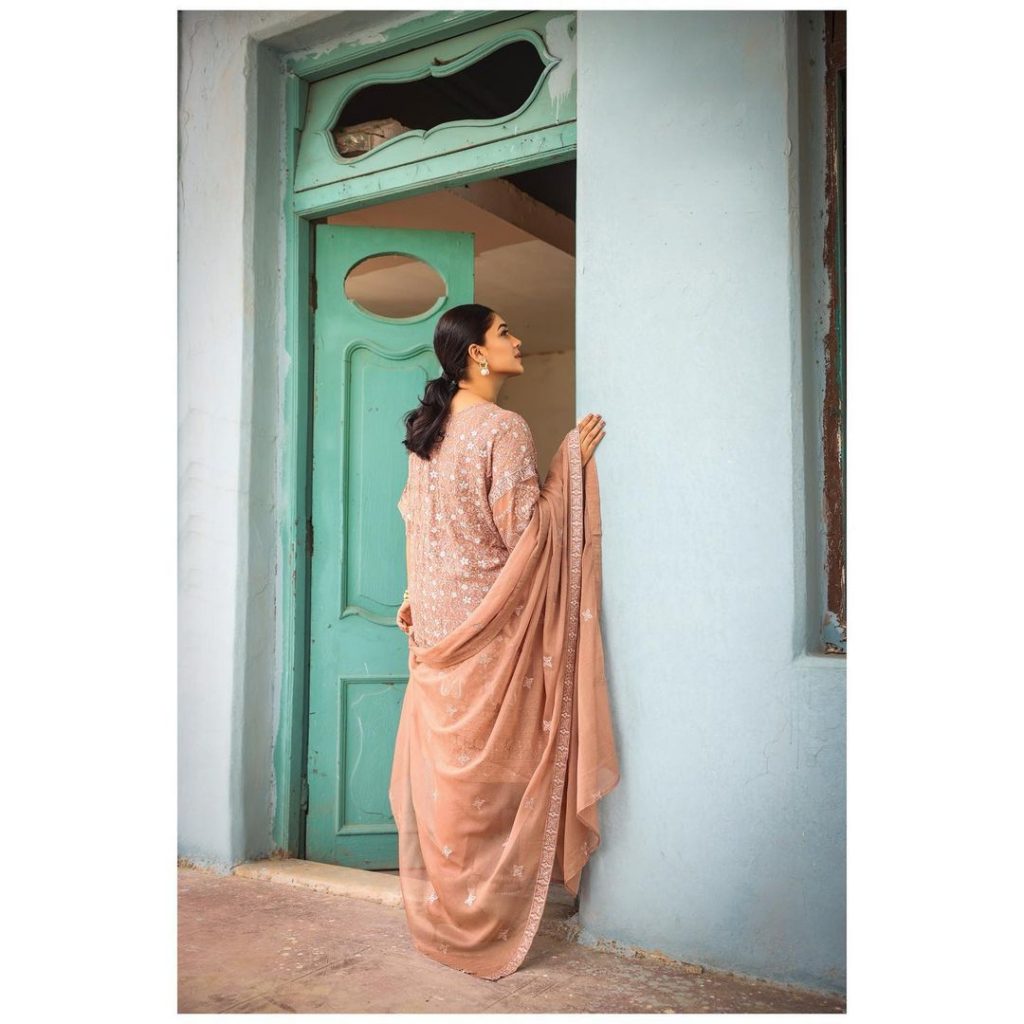 Anum Jung Eid Collection 2021 Featuring Sanam Jung