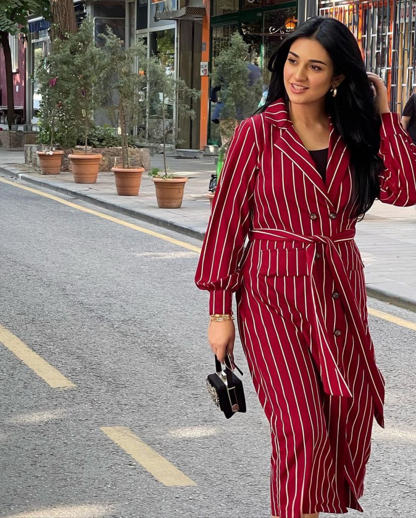 Mommy-To-Be Sarah Khan Glowing In Summer Outfits - Pictures