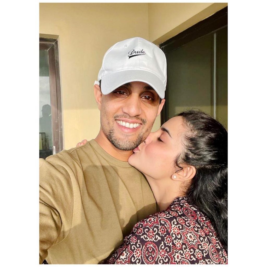 Sohai Ali Abro Shares Adorable Pictures With Her Husband