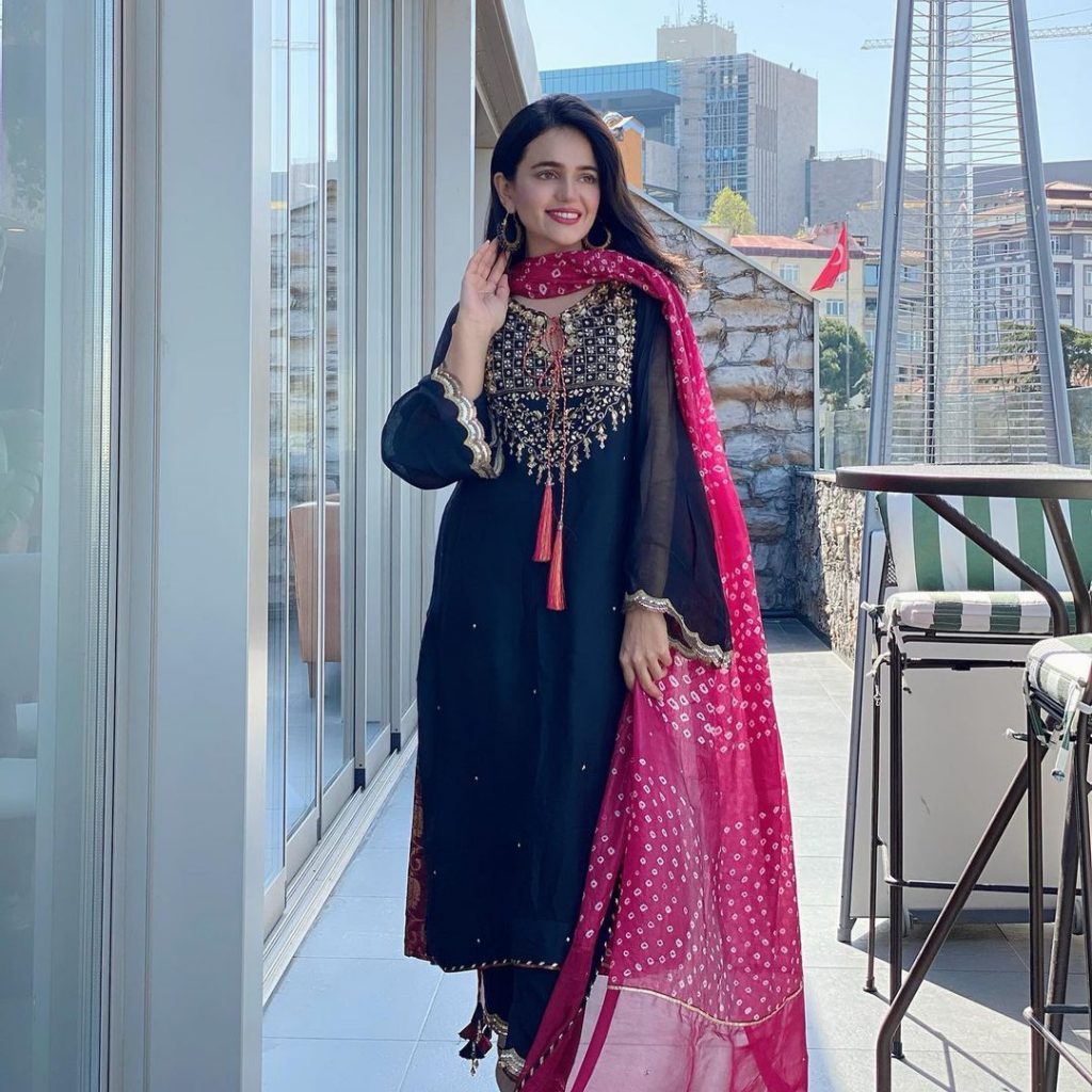 Sumbul Iqbal Perfectly Acing Festive Looks