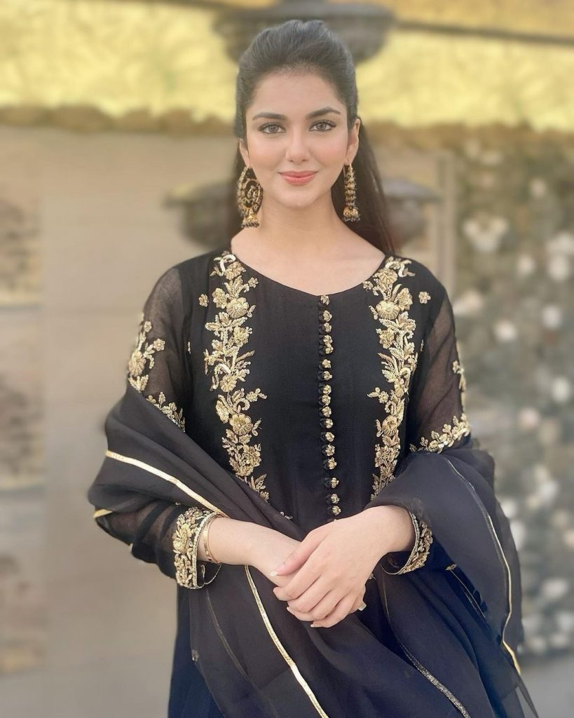 Latest Beautiful Clicks Of Syeda Tuba Aamir