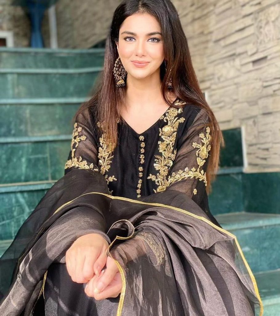 Latest Beautiful Clicks Of Syeda Tuba Aamir