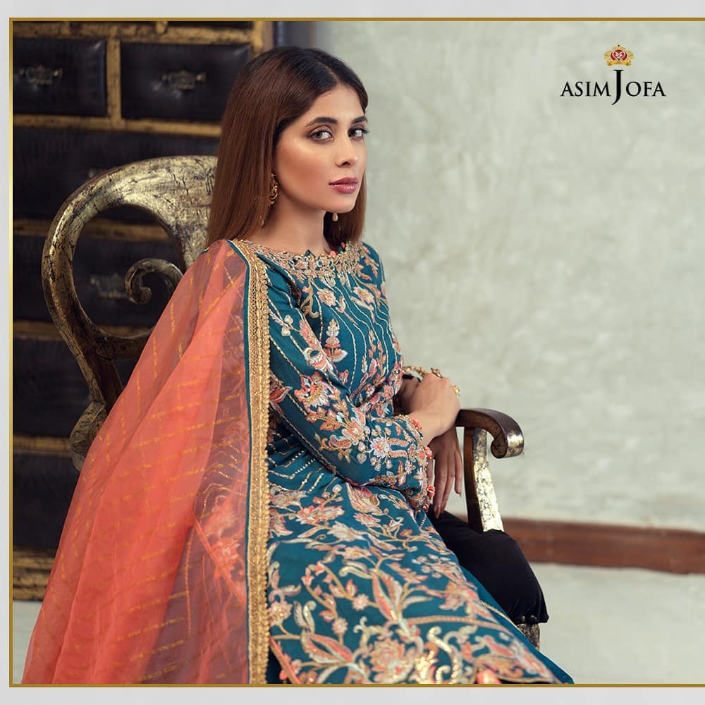 Asim Jofa's Latest Chiffon Collection Featuring Famous Pakistani Celebrities