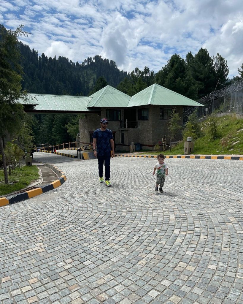 Faysal Quraishi And Family Enjoying Vacations In Swat