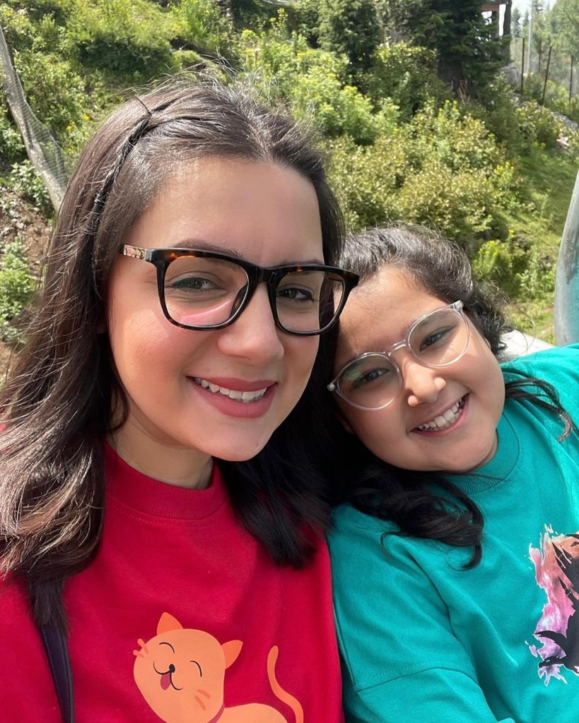 Faysal Quraishi And Family Enjoying Vacations In Swat