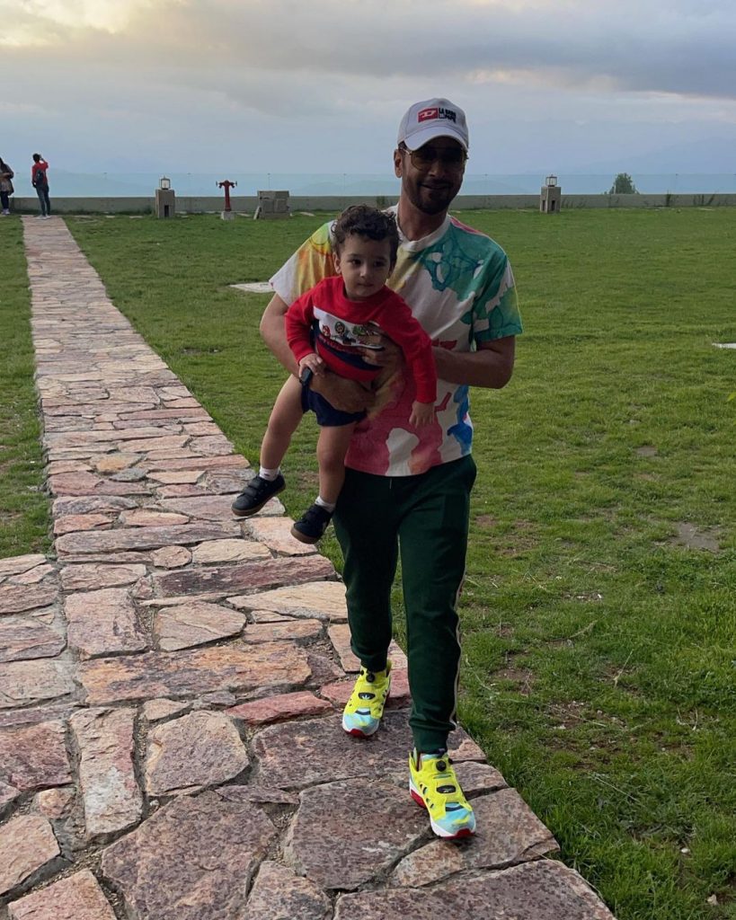 Faysal Quraishi And Family Enjoying Vacations In Swat