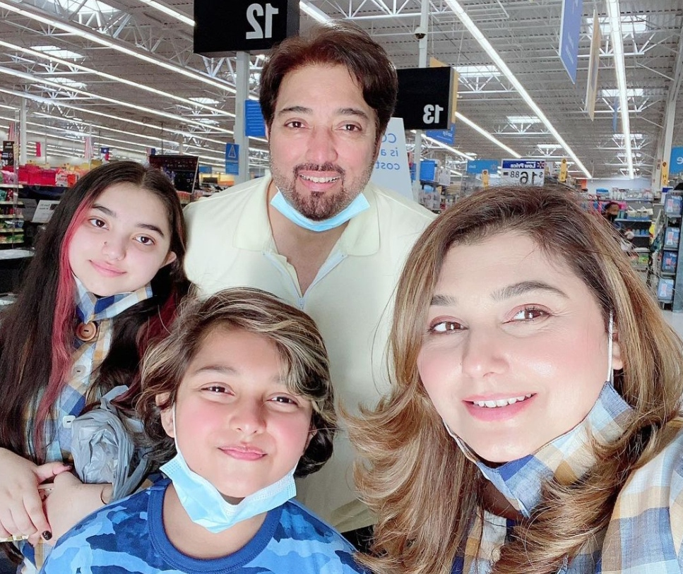 Javeria Saud Vacationing With Her Family In New York