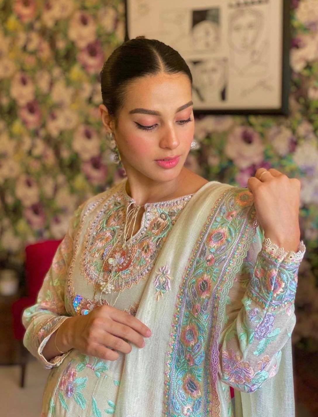 Best Dressed Pakistani Celebrities on Eid-ul-Adha 2021