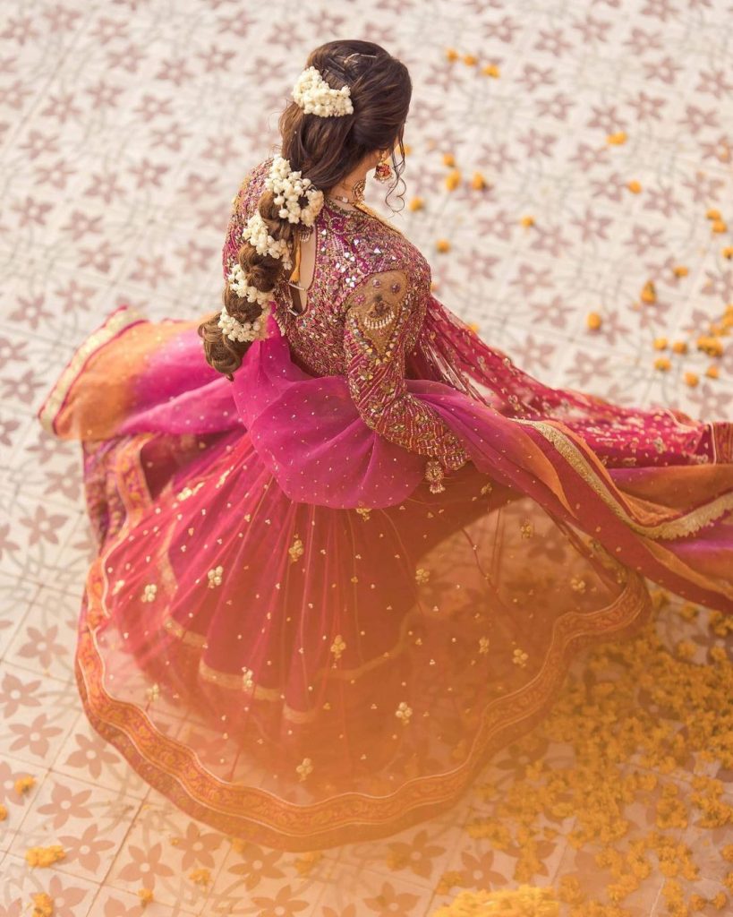 Komal Aziz Makes A Gorgeous Bride In Her Latest Shoot