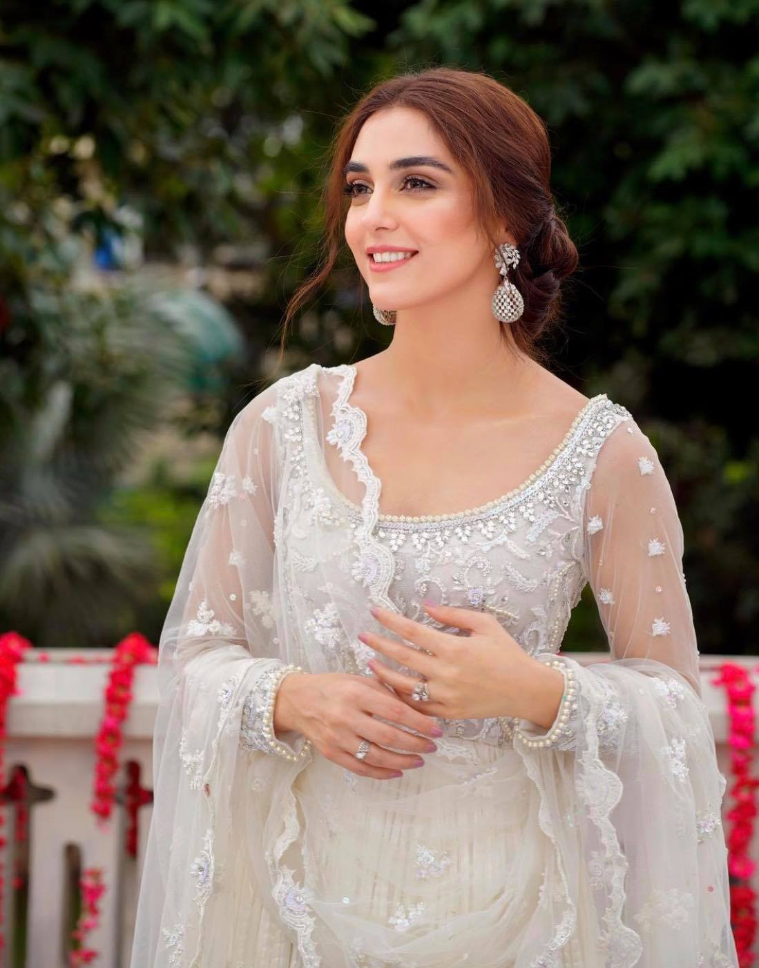 Best Dressed Pakistani Celebrities on Eid-ul-Adha 2021