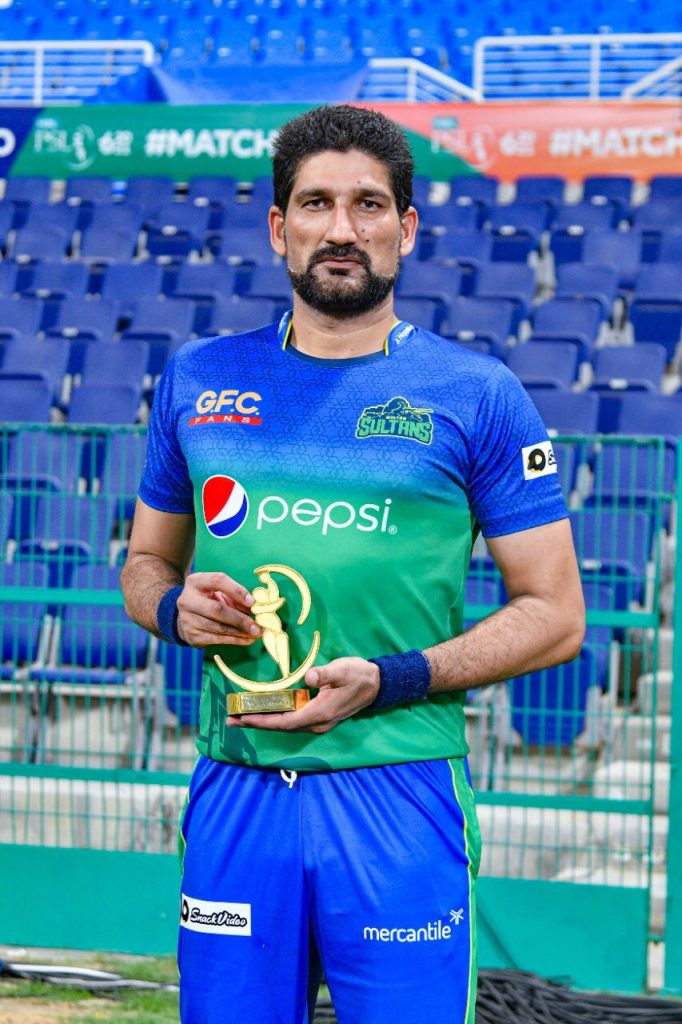 Cricketer Sohail Tanvir Blessed With a Baby Boy